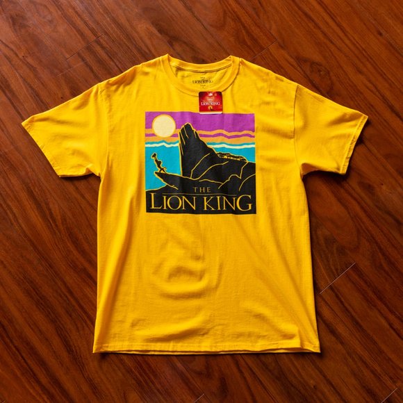 Disney Other - NWT Walt Disney THE LION KING Graphic Tee